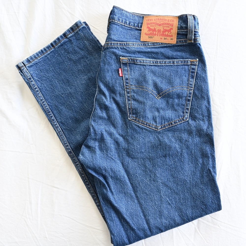 Levi's 505 Straight Leg Medium Wash Jeans Size 34x30
